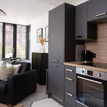 London Mews, Modern Apartment - Sleeps 4 York Zewnętrze zdjęcie