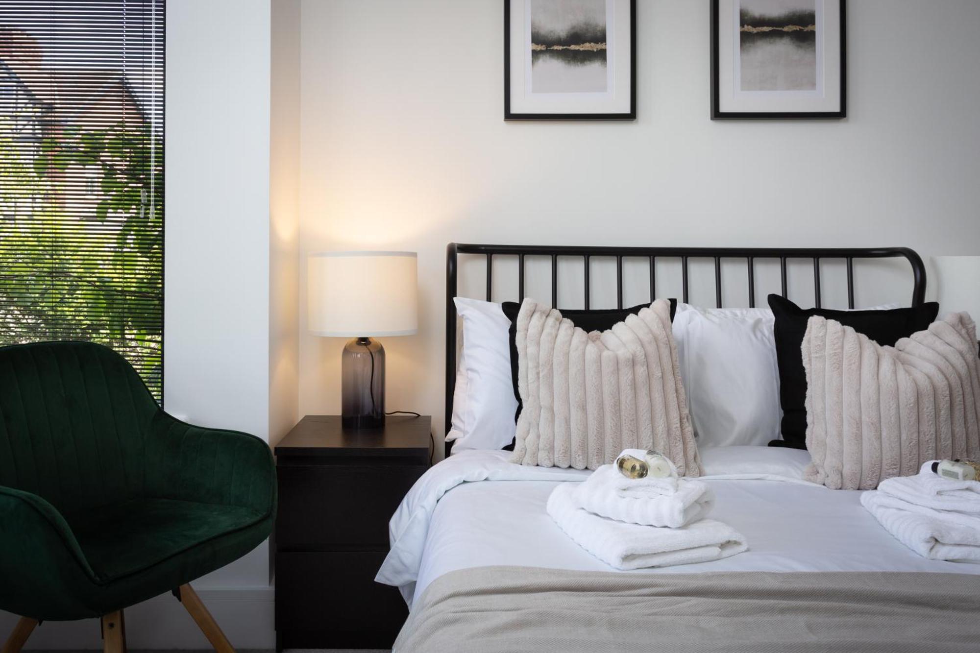 London Mews, Modern Apartment - Sleeps 4 York Zewnętrze zdjęcie